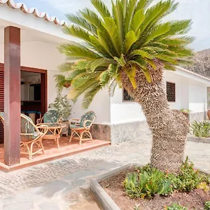 Amplio Chalet En Con Jardin Y Vista Al Mar , Palm-mar Spanje